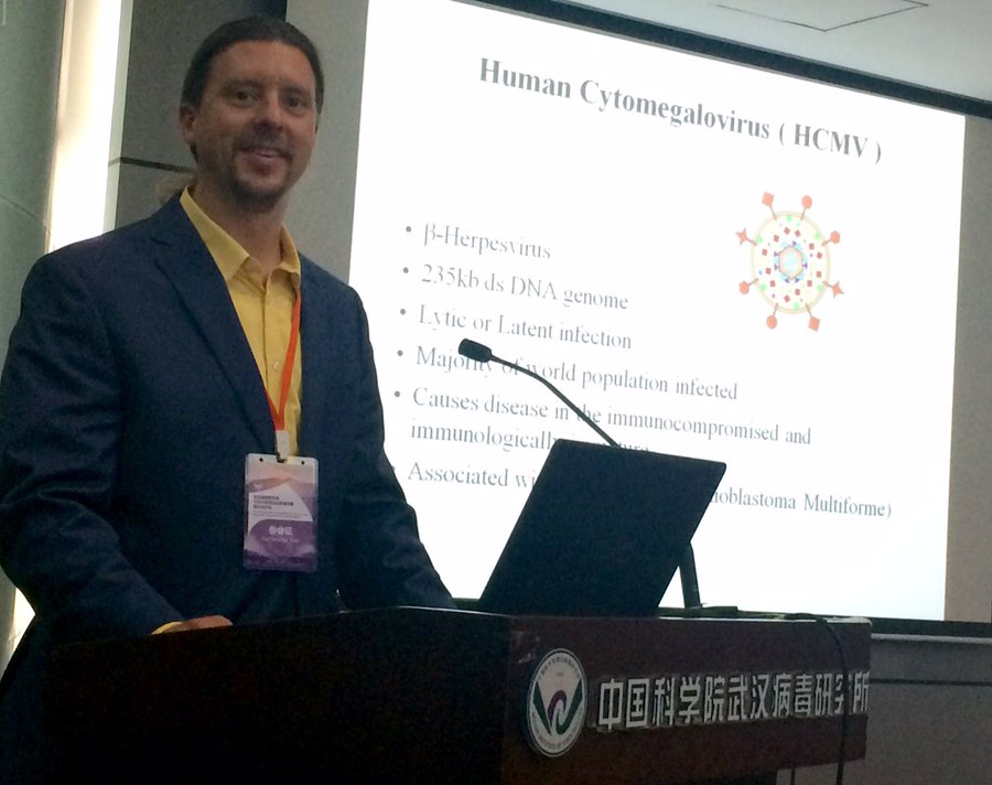 Rob presenting a seminar at the Wuhan Institute of Virology